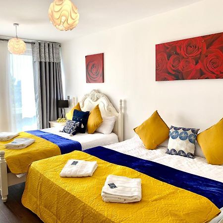 לונדון 2-Bedrooms Modern Apartment Next To Velodrome, Lounge, Balcony, Parking, Abba מראה חיצוני תמונה